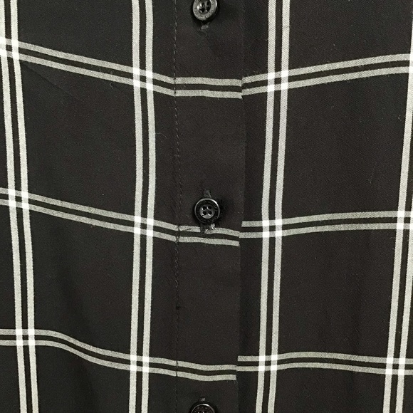 CALVIN KLEIN / Black & White Striped Long Sleeve Button Down Size XS - Picture 12 of 12